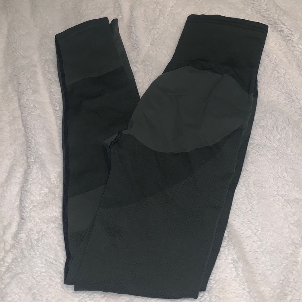 Abs2b contouring working leggings